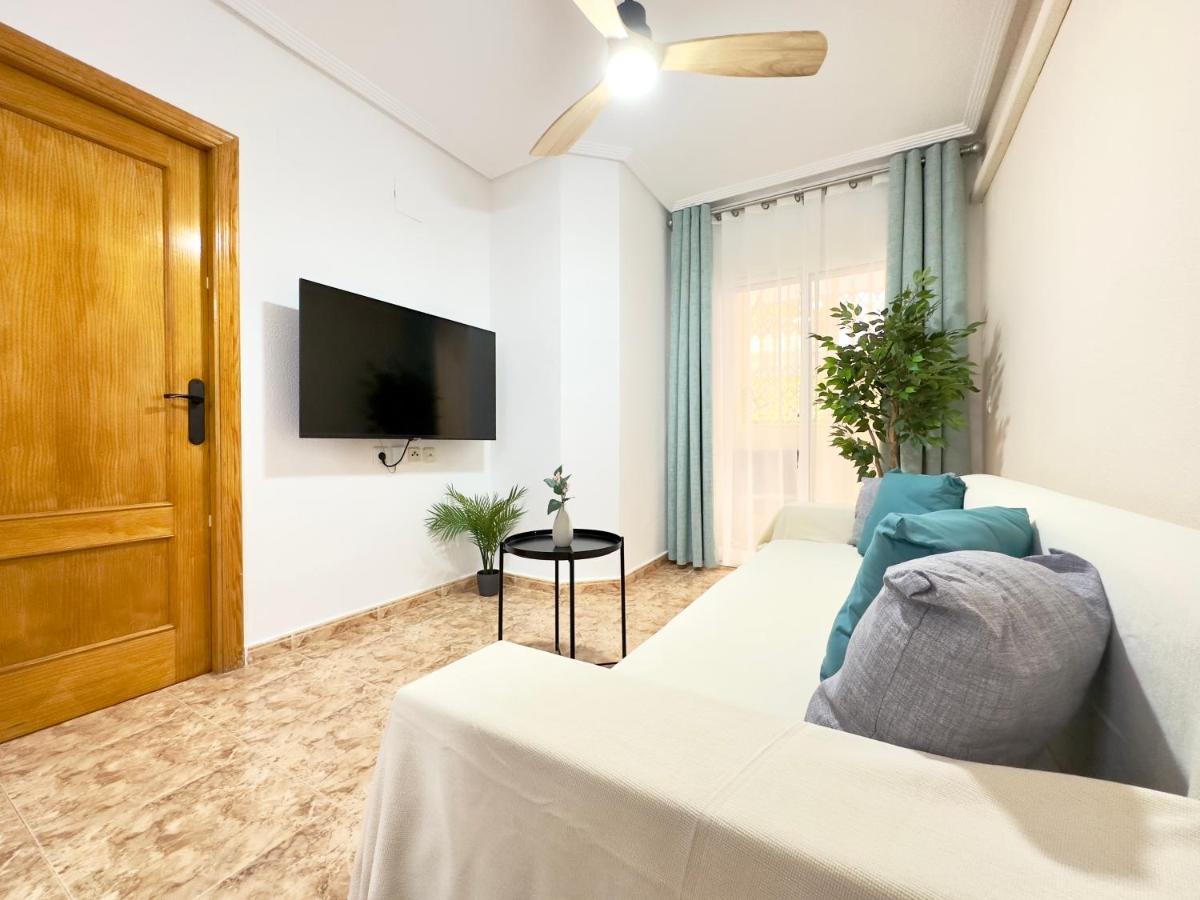 Playa Del Cura, 2 Min Zum Strand, Zentral, Kostenlos Parken Torrevieja Ngoại thất bức ảnh